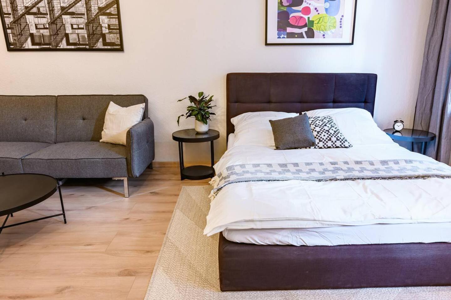 Bh5 Ron Berlijn Buitenkant foto