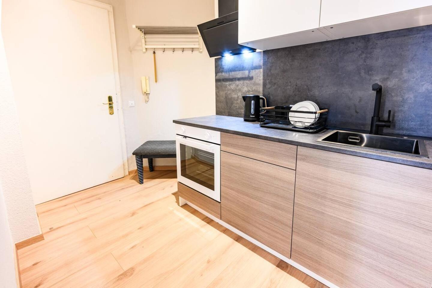 Bh5 Ron Berlijn Buitenkant foto